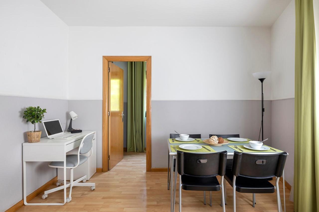 Apartments Sata Park Guell Area บาร์เซโลนา ภายนอก รูปภาพ