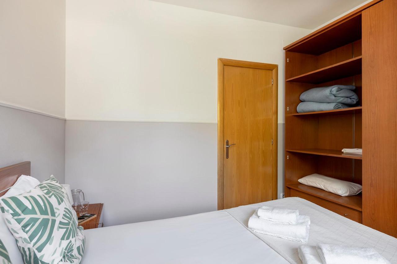 Apartments Sata Park Guell Area บาร์เซโลนา ภายนอก รูปภาพ