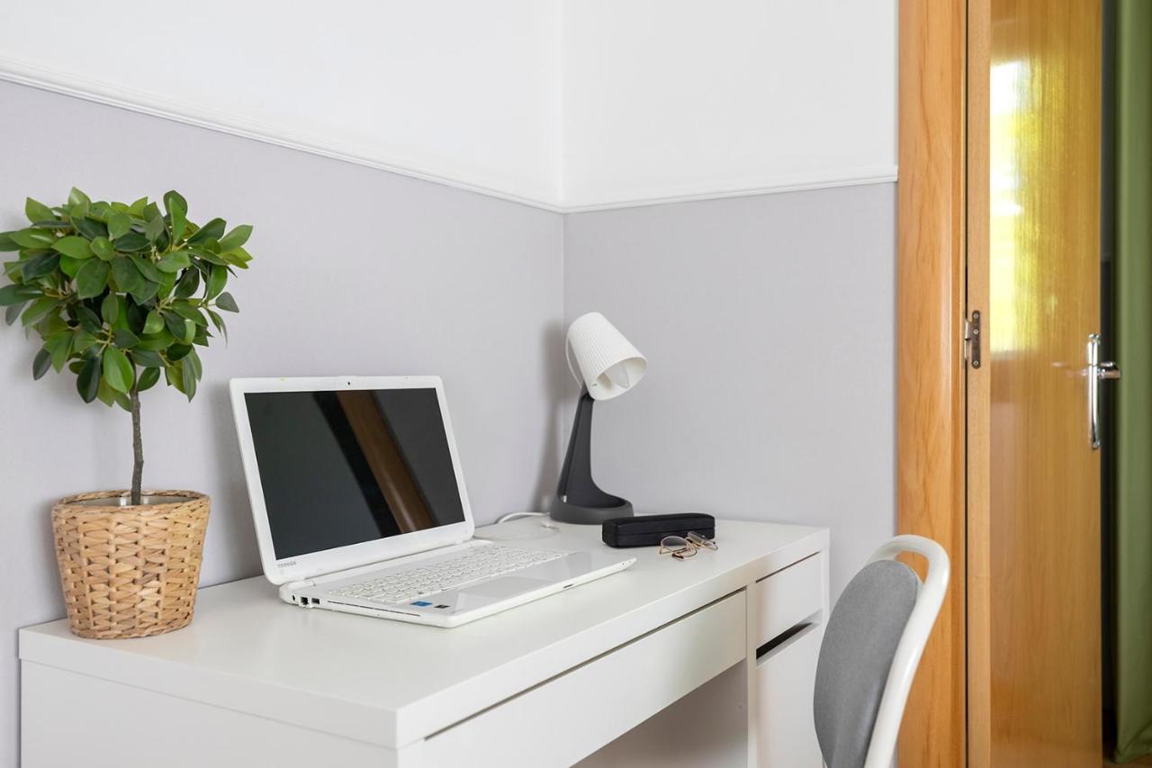 Apartments Sata Park Guell Area บาร์เซโลนา ภายนอก รูปภาพ