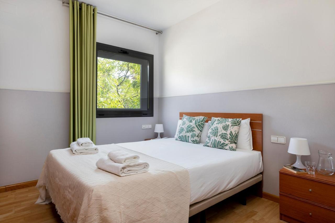 Apartments Sata Park Guell Area บาร์เซโลนา ภายนอก รูปภาพ