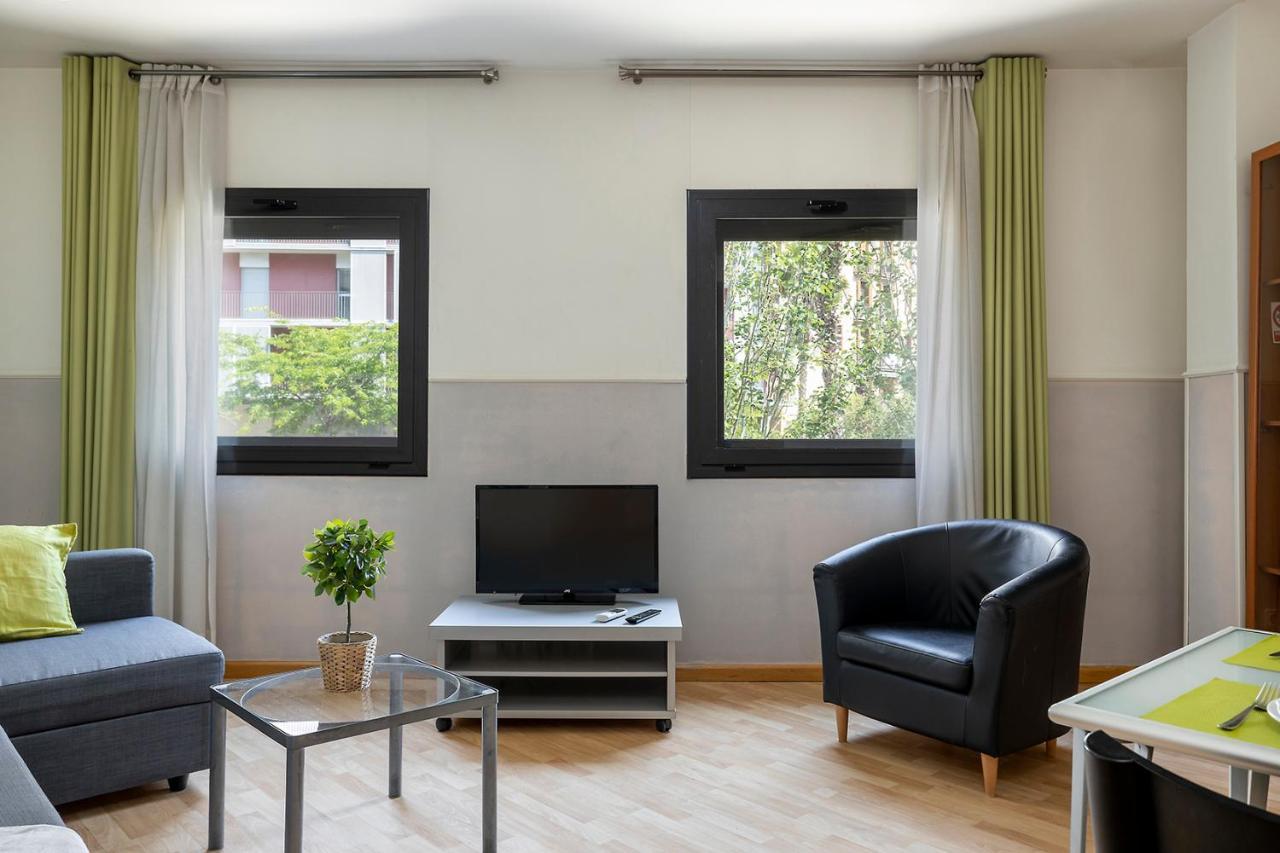 Apartments Sata Park Guell Area บาร์เซโลนา ภายนอก รูปภาพ