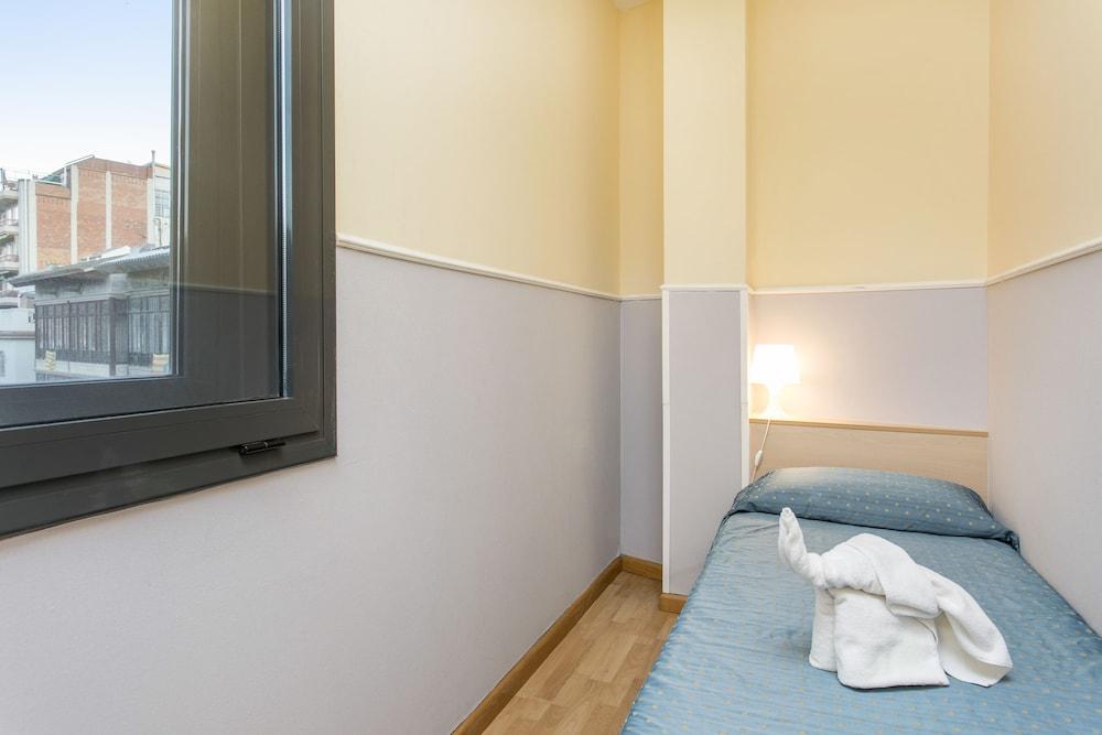 Apartments Sata Park Guell Area บาร์เซโลนา ภายนอก รูปภาพ
