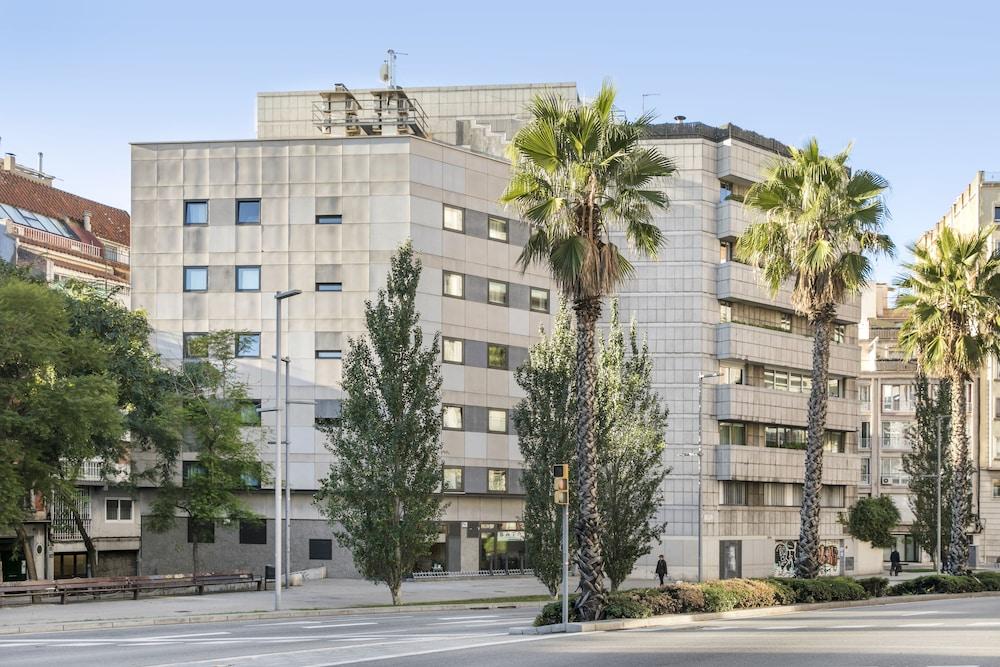 Apartments Sata Park Guell Area บาร์เซโลนา ภายนอก รูปภาพ