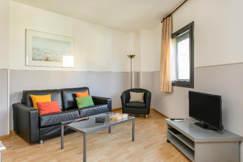 Apartments Sata Park Guell Area บาร์เซโลนา ภายนอก รูปภาพ